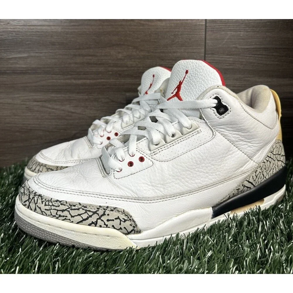 AIR JORDAN 3 III RETRO release 2010‎ - 136064 105 Mens Size 11.5